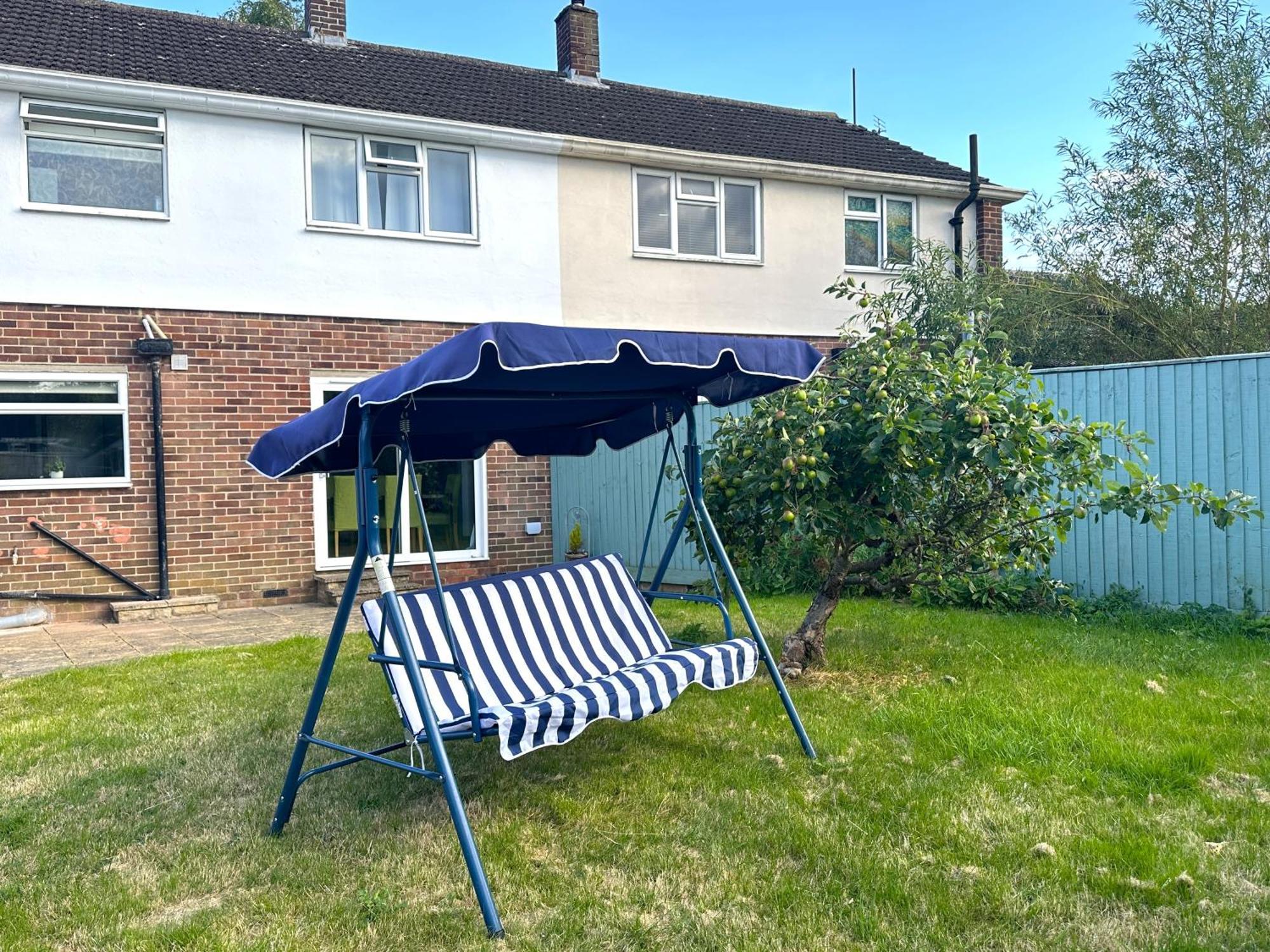 Stylish 3-Bedroom House With Garden & Free Parking'S, Prime Location With Private Garden Kidlington Exterior foto